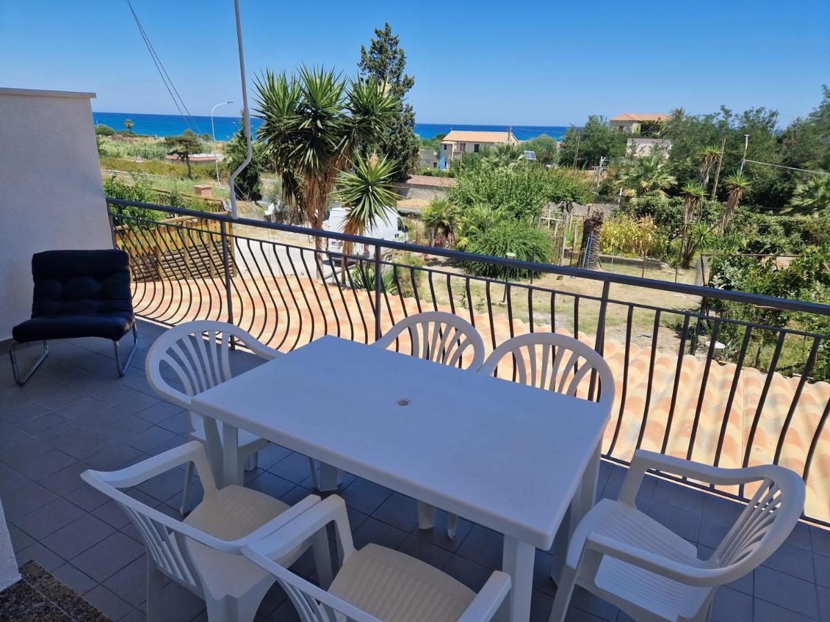Nina'S House 2 A 300 Metri Dal Mare Apartment Santa Caterina Dello Ionio Marina Екстериор снимка